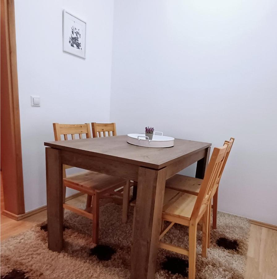 Apartmani Damir SJJ Buitenkant foto